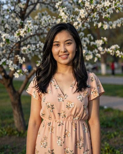 Hla T., 28, Burmese woman from Bagan, Myanmar seeking genuine connection